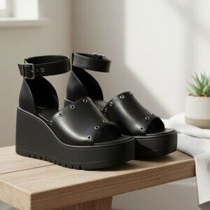 Report Sandals Black Platform Heels Chunky Shoes NWOB Womens Size 8.5